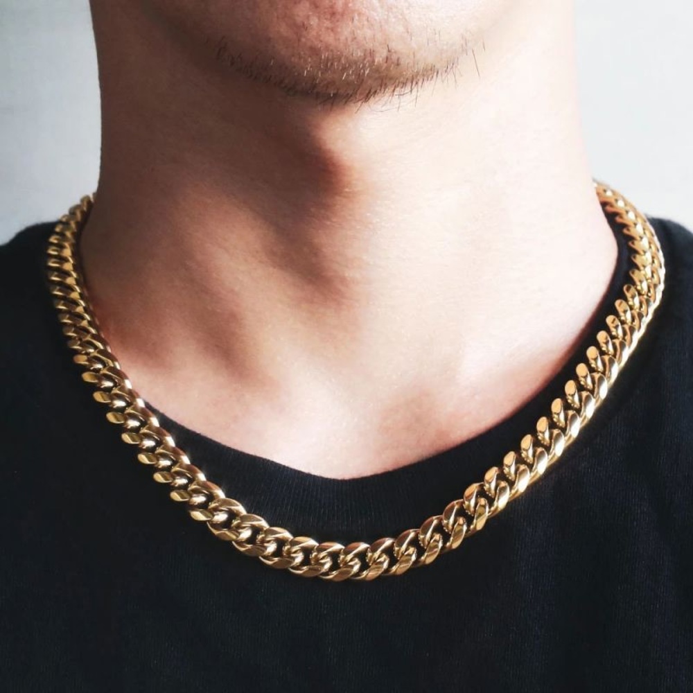 HELLO ICE CUBAN CHAIN